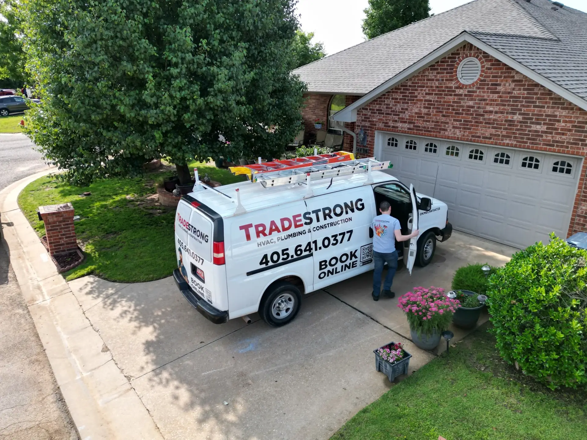 TradeStrong heating repair service van serving the Oklahoma City metro